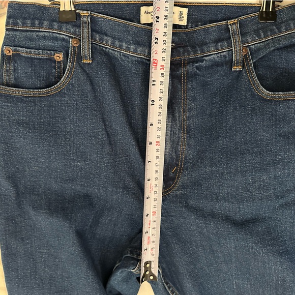 Abercrombie Curve Love Tall Ankle Jeans Medium Wash - Picture 5 of 8